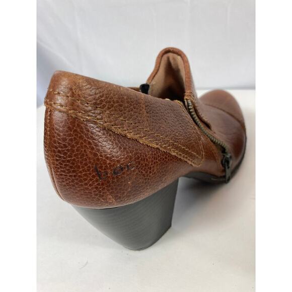 BOC Born Concept Brown Leather Clogs Women's SZ 8 Mules Shoes C48706 - Picture 4 of 8